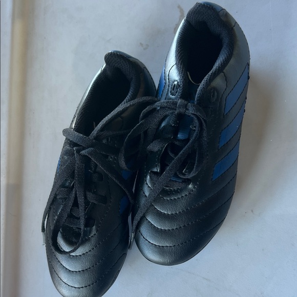 Adidas Kids Black and Blue Soccer Cleats - Picture 2 of 6